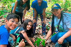 Centro Educacional Sesc de Castanhal Visitando o Parque Natural imagem 15